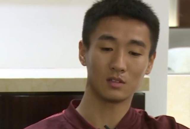黄娜